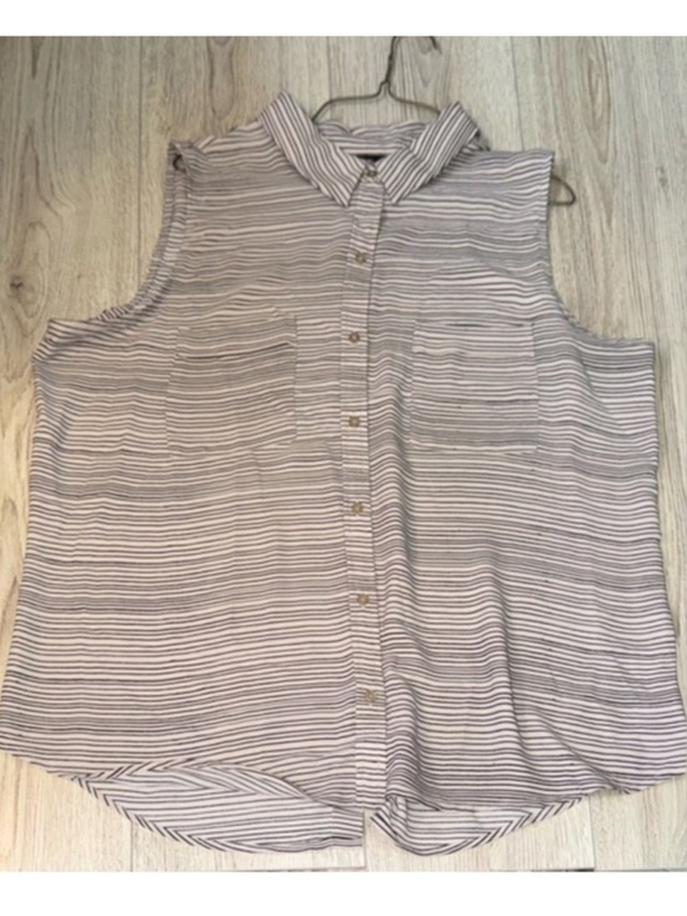 Apt 9 tank top button button down sleeveless shirt